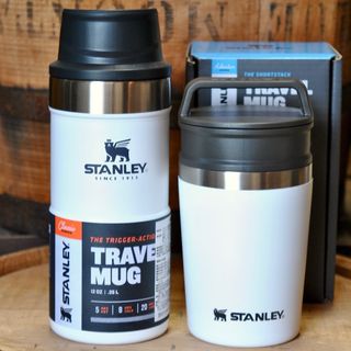 スタンレー(Stanley)のSTANLEYクラシック真空ワンハンドマグ0.35L＆真空マグ0.23Lホワイト(食器)