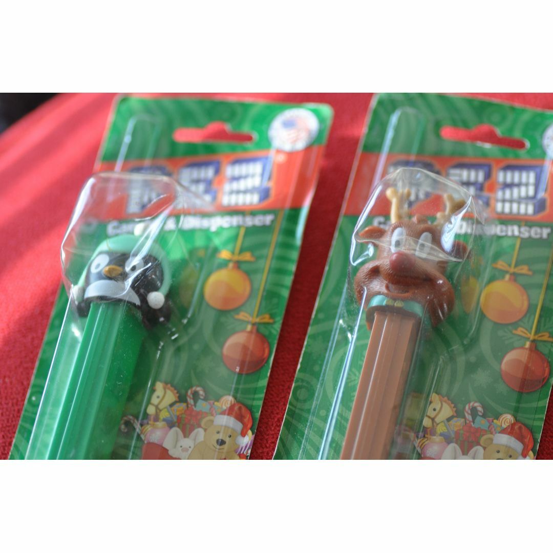 【本日で処分】PEZ ホリデーシリーズ クリスマス ２つセット エンタメ/ホビーのおもちゃ/ぬいぐるみ(キャラクターグッズ)の商品写真