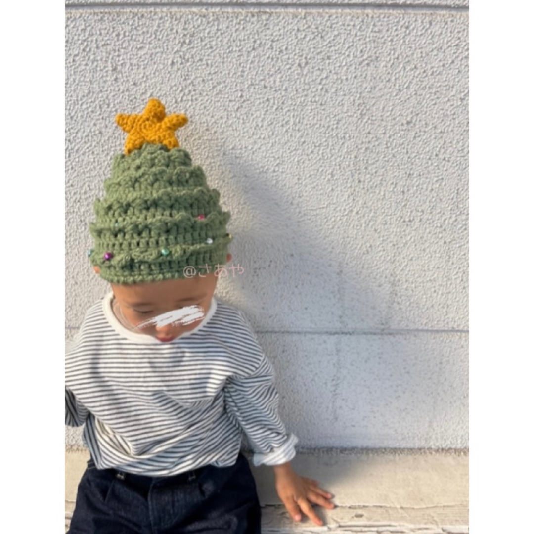 クリスマスツリー 子ども ニット帽  カラフル チャーミング お洒落 小物 帽子 キッズ/ベビー/マタニティのこども用ファッション小物(帽子)の商品写真