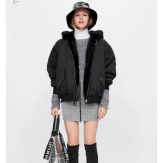 ザラ(ZARA)のZARA　フェイクフード付　ボンバージャケット(ブルゾン)