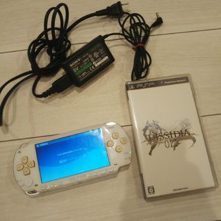 プレイステーションポータブル(PlayStation Portable)の良品⭐️psp本体⭐️白。新品バッテリ、充電器、ゲーム付き♪動作OK♪除菌済み！(携帯用ゲーム機本体)