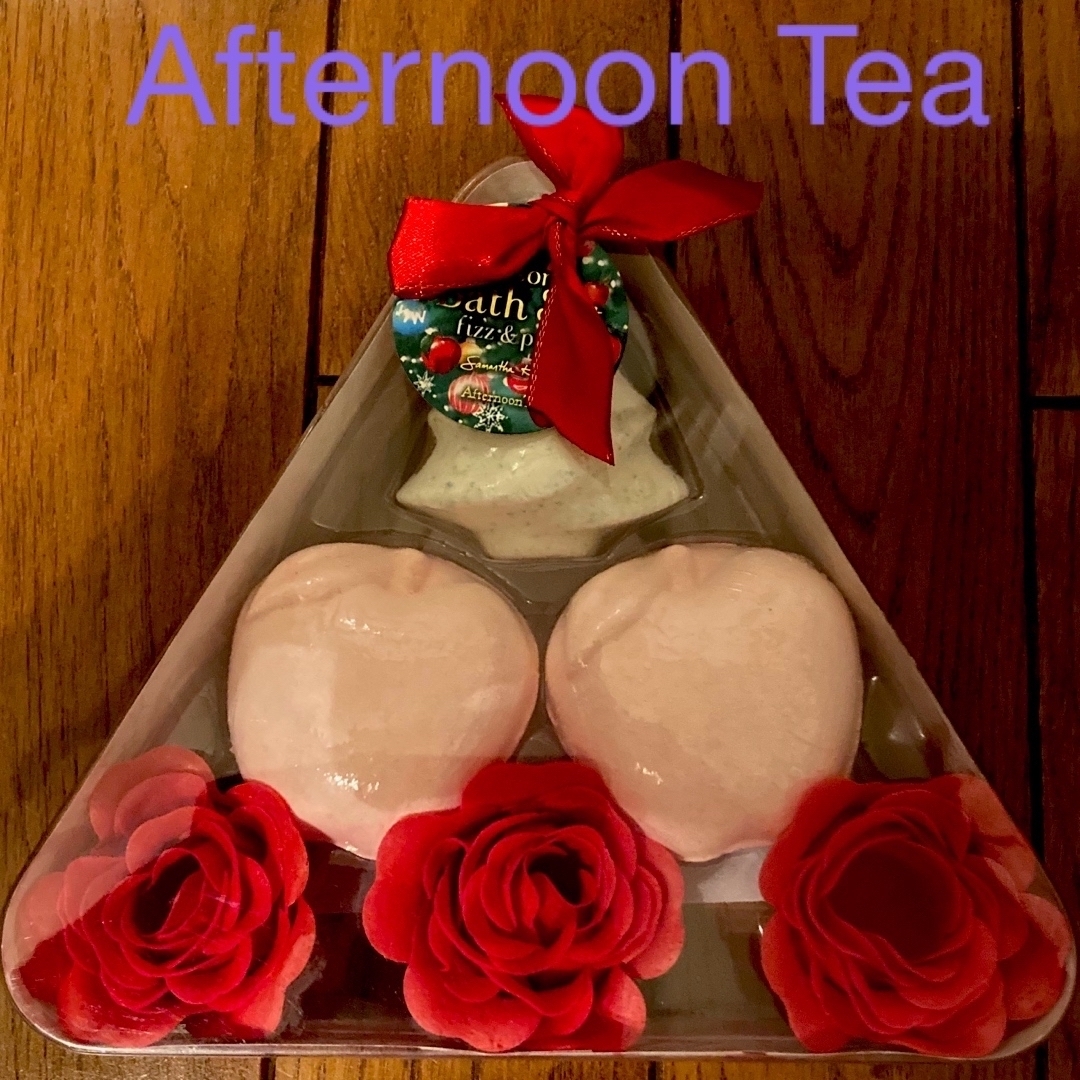 AfternoonTea(アフタヌーンティー)のアフタヌーンティー　入浴化粧料　クリスマス　 コスメ/美容のボディケア(入浴剤/バスソルト)の商品写真