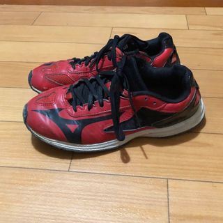 ミズノ(MIZUNO)のMIZUNO 赤 スニーカー サッカー 野球 レッド ミズノ 22.5(スニーカー)