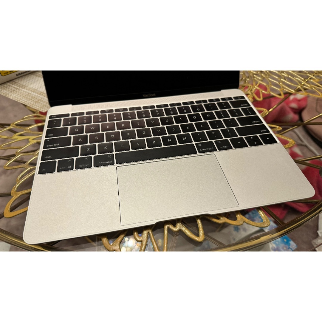 Mac (Apple)(マック)のApple 12インチ MacBook MNYH2J/A スマホ/家電/カメラのPC/タブレット(ノートPC)の商品写真