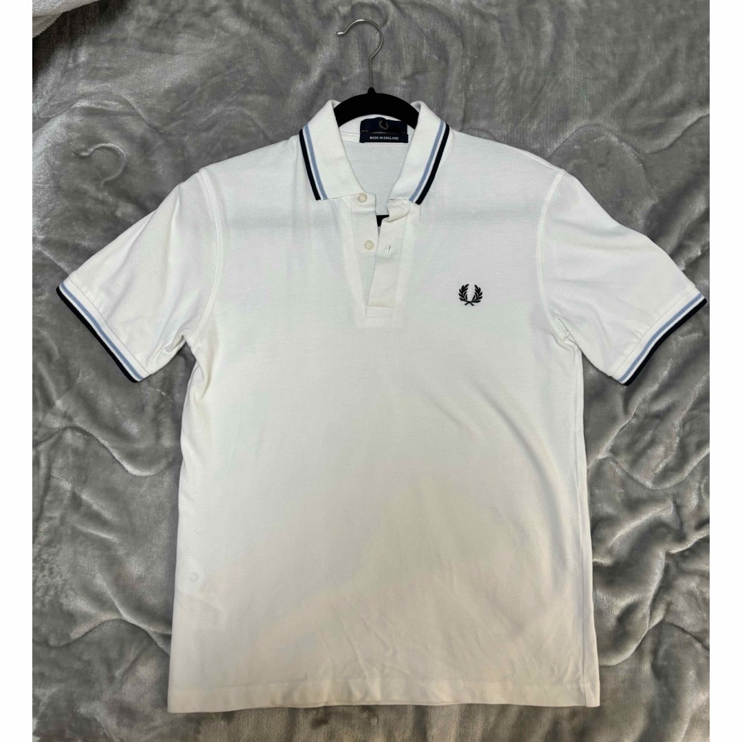 FRED PERRY(フレッドペリー)のフレッドペリー　ポロシャツ　white×blue メンズのトップス(ポロシャツ)の商品写真