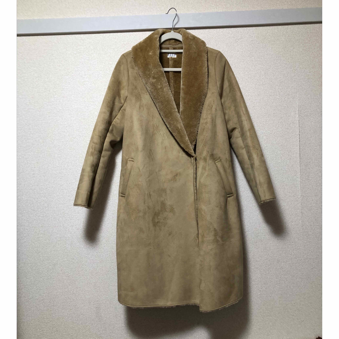 ELLE(エル)のELLE ムートン調ロングコート ベージュ 40 レディースのジャケット/アウター(ムートンコート)の商品写真