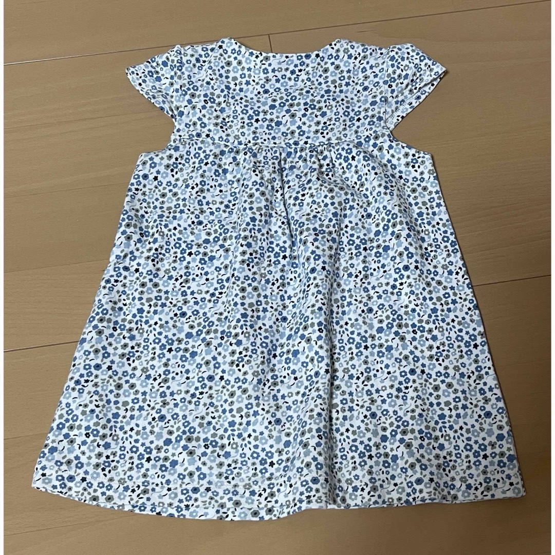 BeBe(ベベ)のBebe   女の子　花柄ワンピース キッズ/ベビー/マタニティのキッズ服女の子用(90cm~)(ワンピース)の商品写真