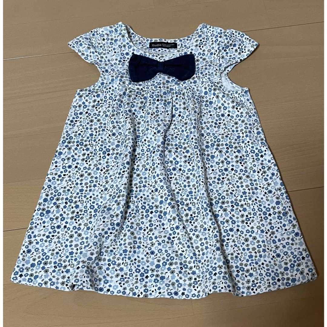 BeBe(ベベ)のBebe   女の子　花柄ワンピース キッズ/ベビー/マタニティのキッズ服女の子用(90cm~)(ワンピース)の商品写真