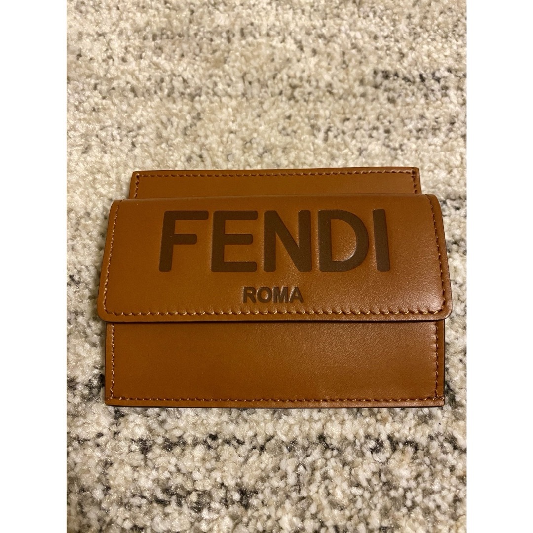 FENDI(フェンディ)のFENDIカードコインケース【未使用品】 メンズのファッション小物(コインケース/小銭入れ)の商品写真
