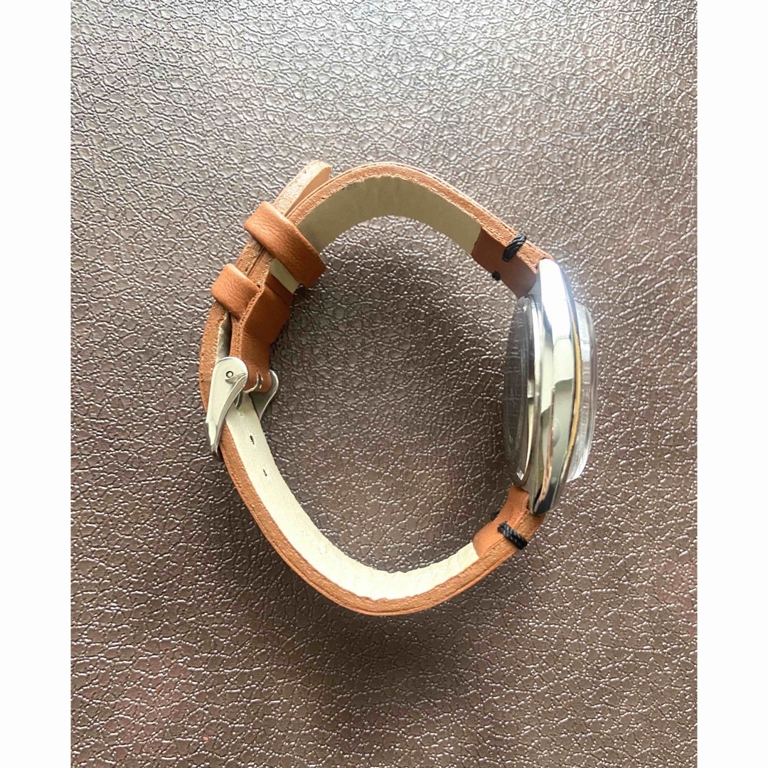 ヴィンテージ メンズ腕時計 hmt 機械式手動巻き ホワイト オートマチック メンズの時計(腕時計(アナログ))の商品写真