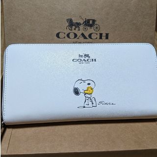 コーチ(COACH)のCOACH 長財布　ラウンドファスナースヌーピー白(財布)