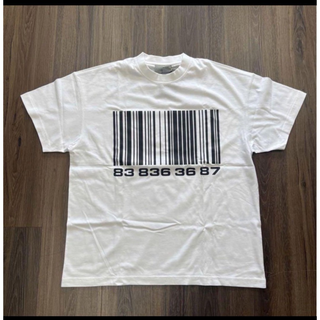 ヴェトモン　Vetements Tシャツ　tee バーコード　barcode