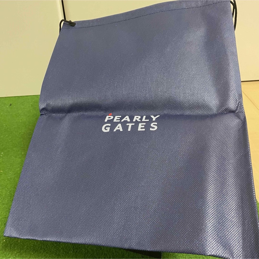 PEARLY GATES(パーリーゲイツ)の正規本物【新品未使用品】パーリーゲイツ★サイドロゴミドルカットシューズ　23.5 スポーツ/アウトドアのゴルフ(シューズ)の商品写真