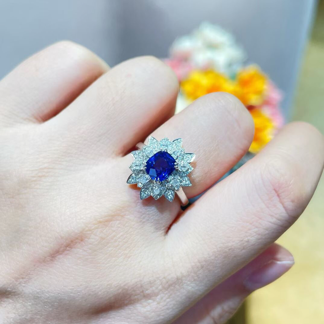 天然 ロイヤルブルーサファイア ダイヤ リング1.52ct k18 ¥ レディースのアクセサリー(リング(指輪))の商品写真