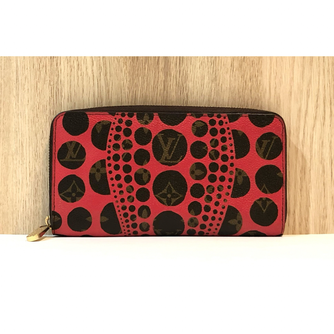 LOUIS VUITTON(ルイヴィトン)の未使用☆ルイヴィトン　草間彌生　モノグラム パンプキンドット　赤　M60450 レディースのファッション小物(財布)の商品写真