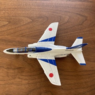 航空自衛隊　ブルーインパルス　金属模型プルバックおもちゃ　サウンド、ライト付き(ミニカー)