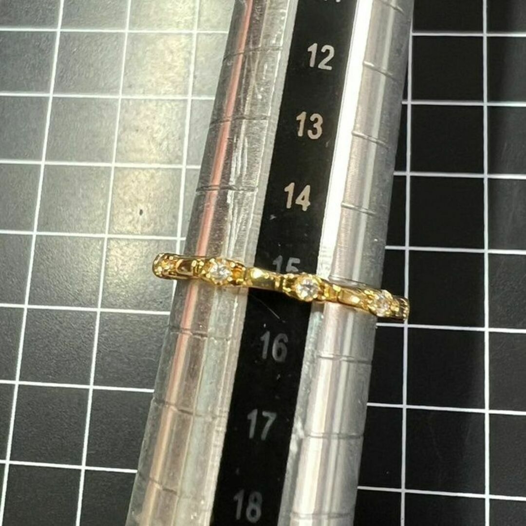 A555 匿名配送 ジルコニアリング ゴールド 細い s925 フリーサイズ レディースのアクセサリー(リング(指輪))の商品写真