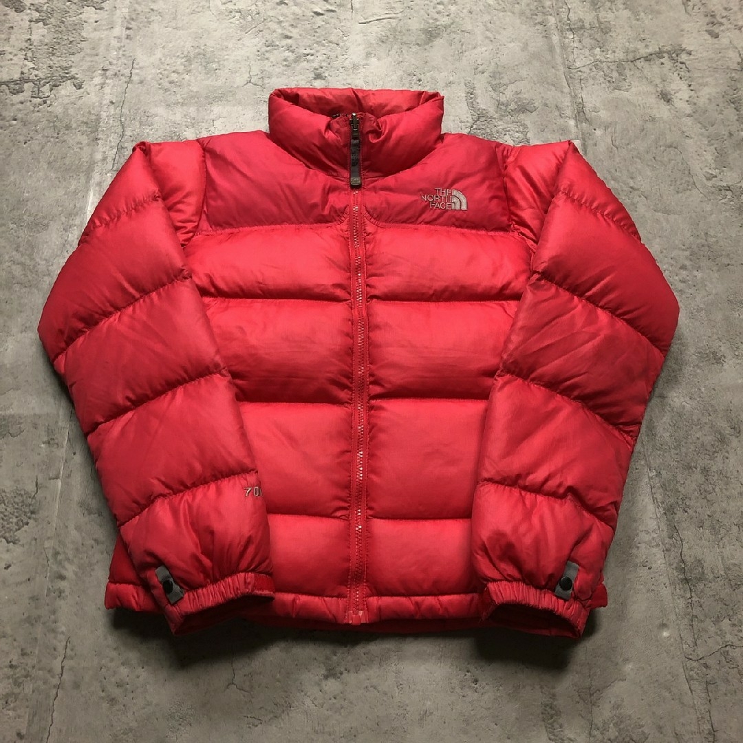 THE NORTH FACE(ザノースフェイス)のザノースフェイス　ダウンジャケット　赤ピンク　レディースS　700フィル　ヌプシ レディースのジャケット/アウター(ダウンジャケット)の商品写真