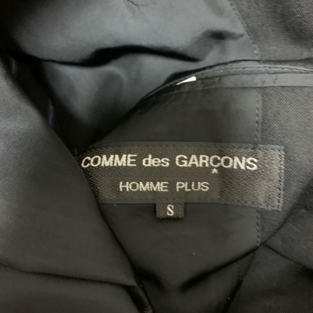 COMME des GARCONS HOMME PLUS(コムデギャルソンオムプリュス)のコムデギャルソンオムプリュス メンズ - 黒 メンズのスーツ(セットアップ)の商品写真