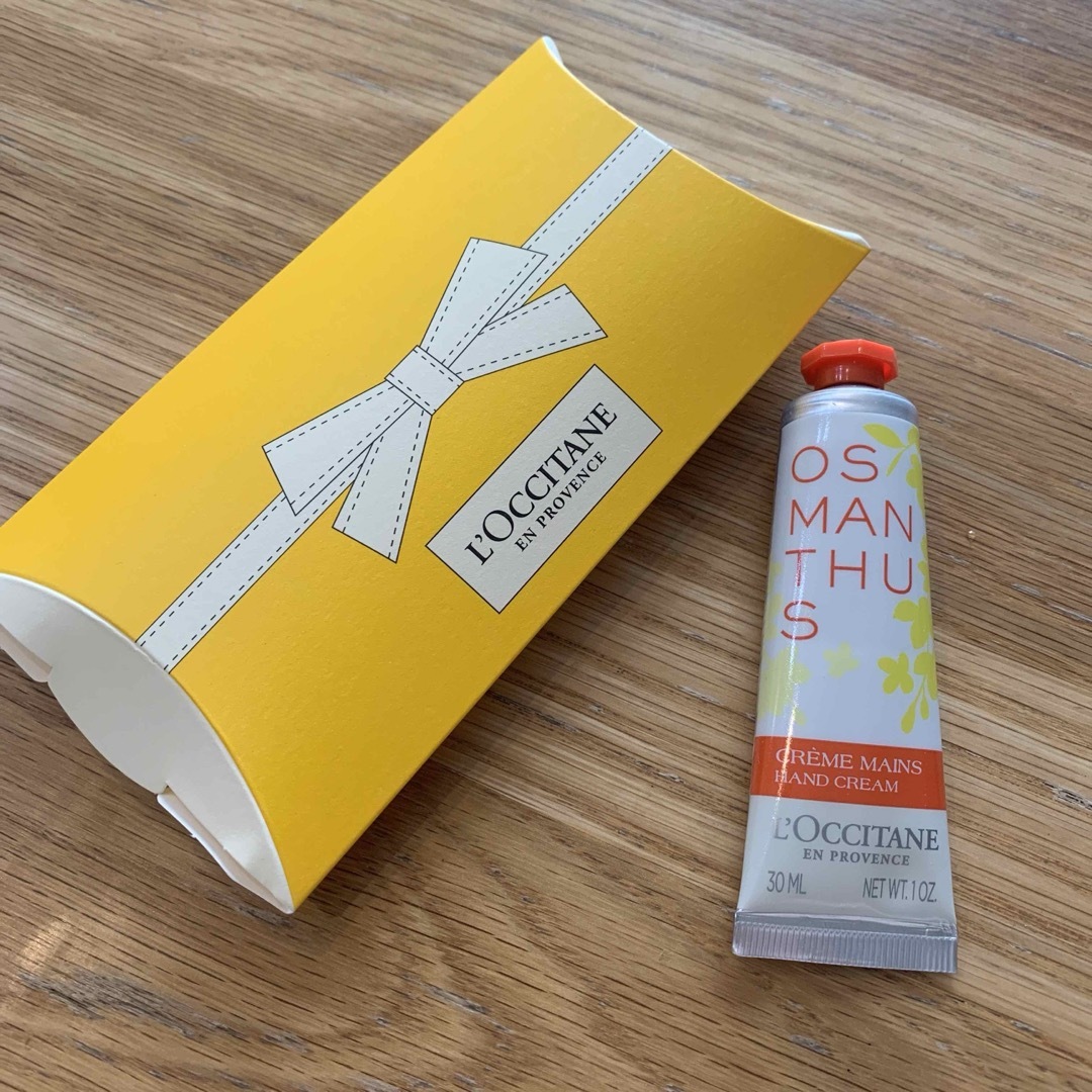 L'OCCITANE(ロクシタン)の新品未使用　ロクシタン　ハンドクリーム　30ml コスメ/美容のボディケア(ハンドクリーム)の商品写真