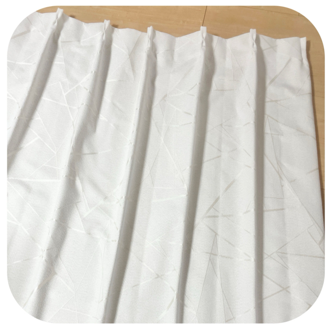 ドレープカーテン　100×135×２枚　遮光１級・遮熱・遮音・洗濯可 インテリア/住まい/日用品のカーテン/ブラインド(カーテン)の商品写真