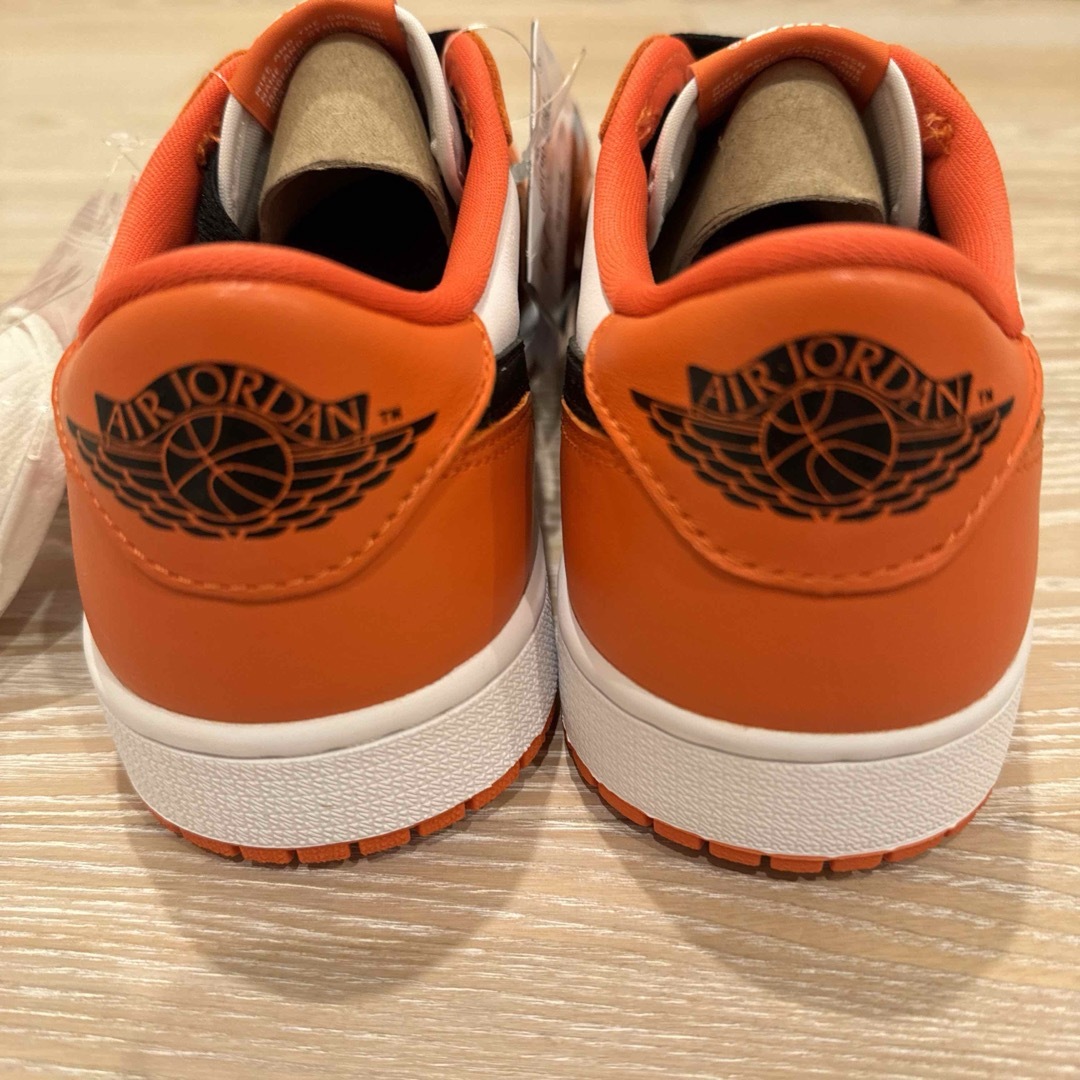 NIKE(ナイキ)の新品 AIR JORDAN 1 LOW OG スターフィッシュ シャタバオレンジ メンズの靴/シューズ(スニーカー)の商品写真