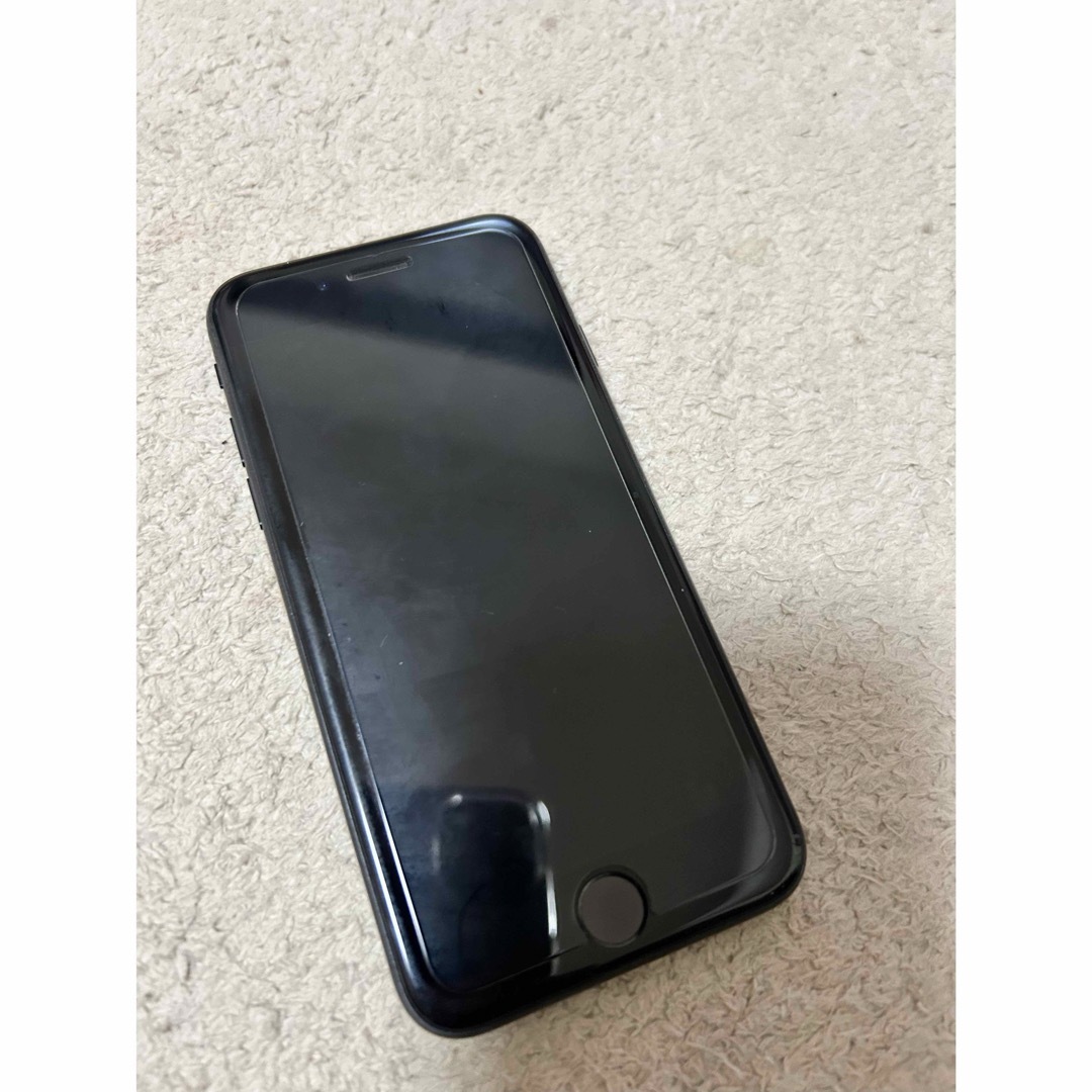 iPhone(アイフォーン)のiPhone SE 第２世代 ブラック 128GB スマホ/家電/カメラのスマートフォン/携帯電話(スマートフォン本体)の商品写真
