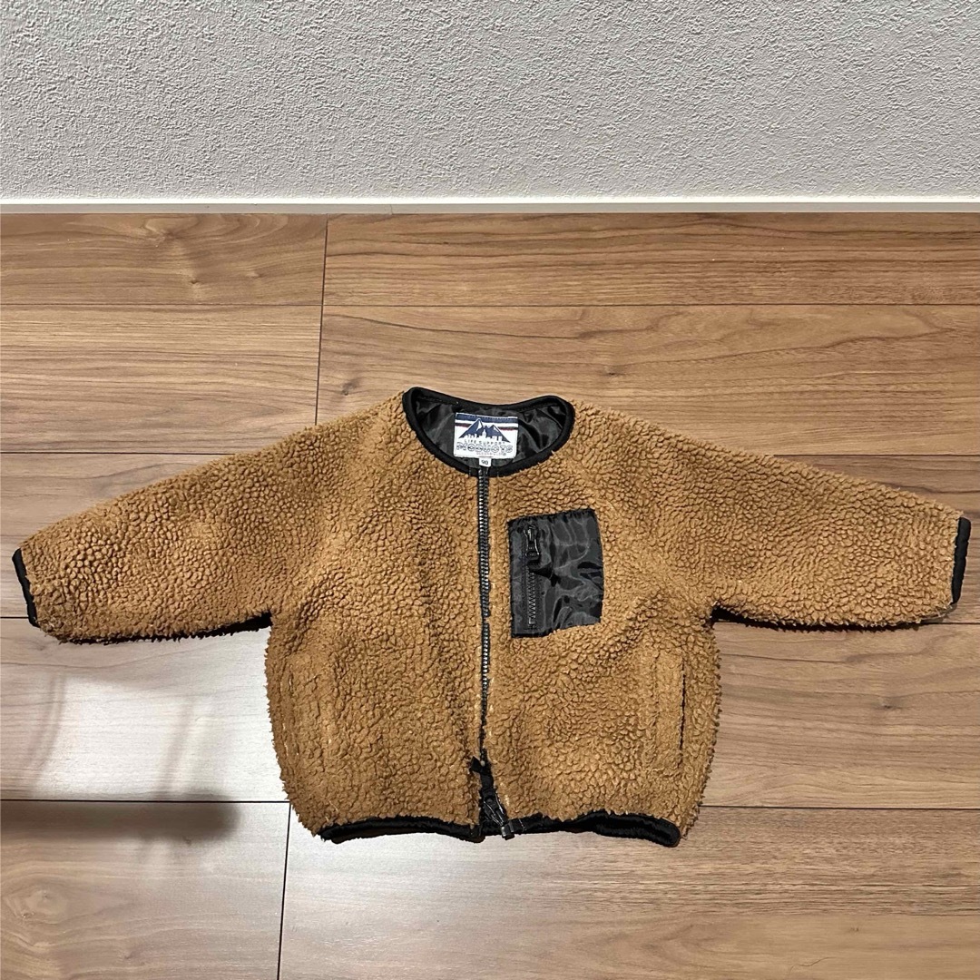 キッズ　アウター　90 キッズ/ベビー/マタニティのキッズ服男の子用(90cm~)(ジャケット/上着)の商品写真