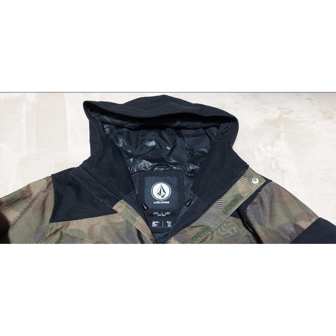 volcom - 【美品】VOLCOM スノーボードウェア 迷彩 上下セットの volcom - 【美品】VOLCOM スノーボードウェア 迷彩 上下セットの