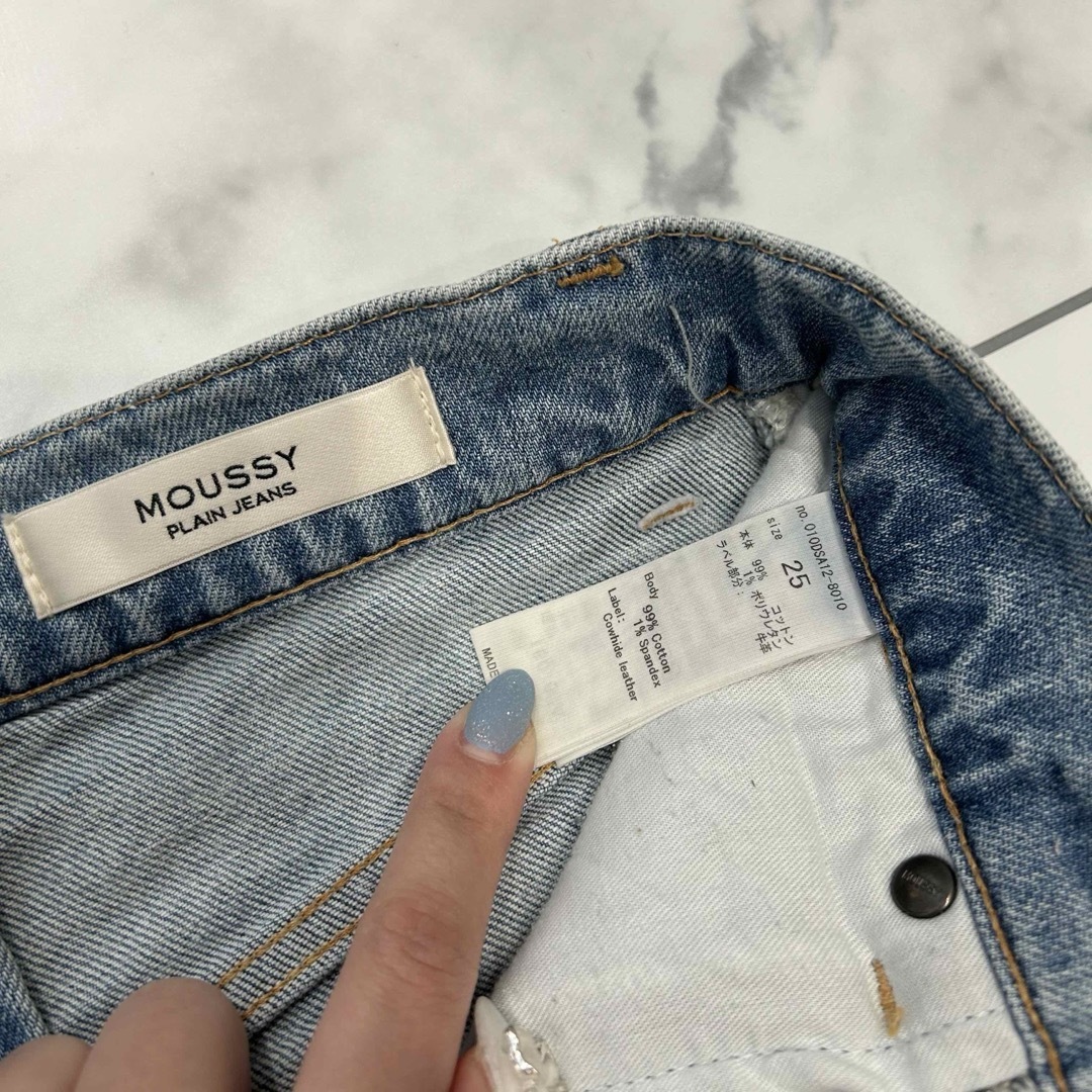 moussy(マウジー)のマウジー　moussy PLAIN JEANS STRAIGHT レディースのパンツ(デニム/ジーンズ)の商品写真