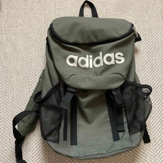 アディダス(adidas)のアディダス　リュックサック　カーキ(リュック/バックパック)