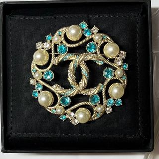シャネル ブローチ/コサージュ(ダイヤモンド)の通販 6点 | CHANELの シャネル ブローチ/コサージュ(ダイヤモンド)の通販 6点 | CHANELの