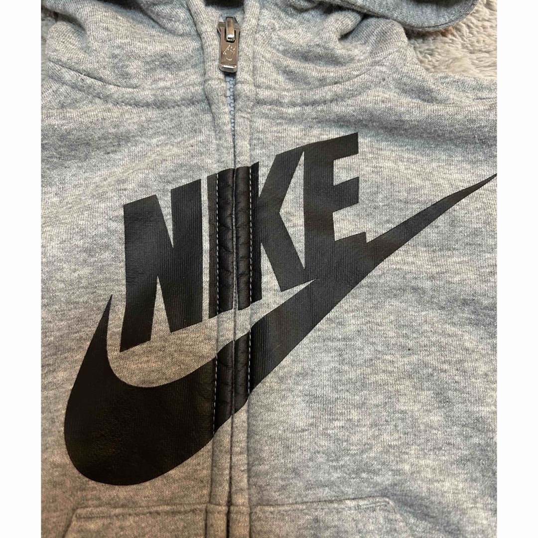 NIKE(ナイキ)のNIKIセットアップ　スエット キッズ/ベビー/マタニティのキッズ服男の子用(90cm~)(ジャケット/上着)の商品写真