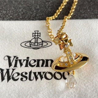 ヴィヴィアンウエストウッド(Vivienne Westwood)のヴィヴィアンウエストウッド　クリスタルネックレス　ゴールド(ネックレス)