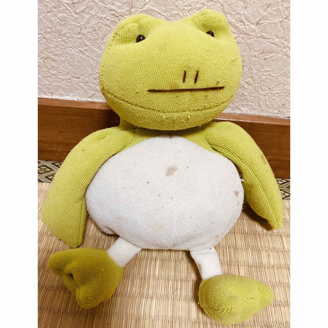 カエルのぬいぐるみ エンタメ/ホビーのおもちゃ/ぬいぐるみ(ぬいぐるみ)の商品写真