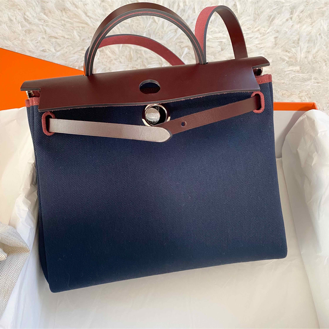 Hermes(エルメス)の★★新品未使用★HERMES エルメス エールバッグジップ31 ★★ レディースのバッグ(ハンドバッグ)の商品写真