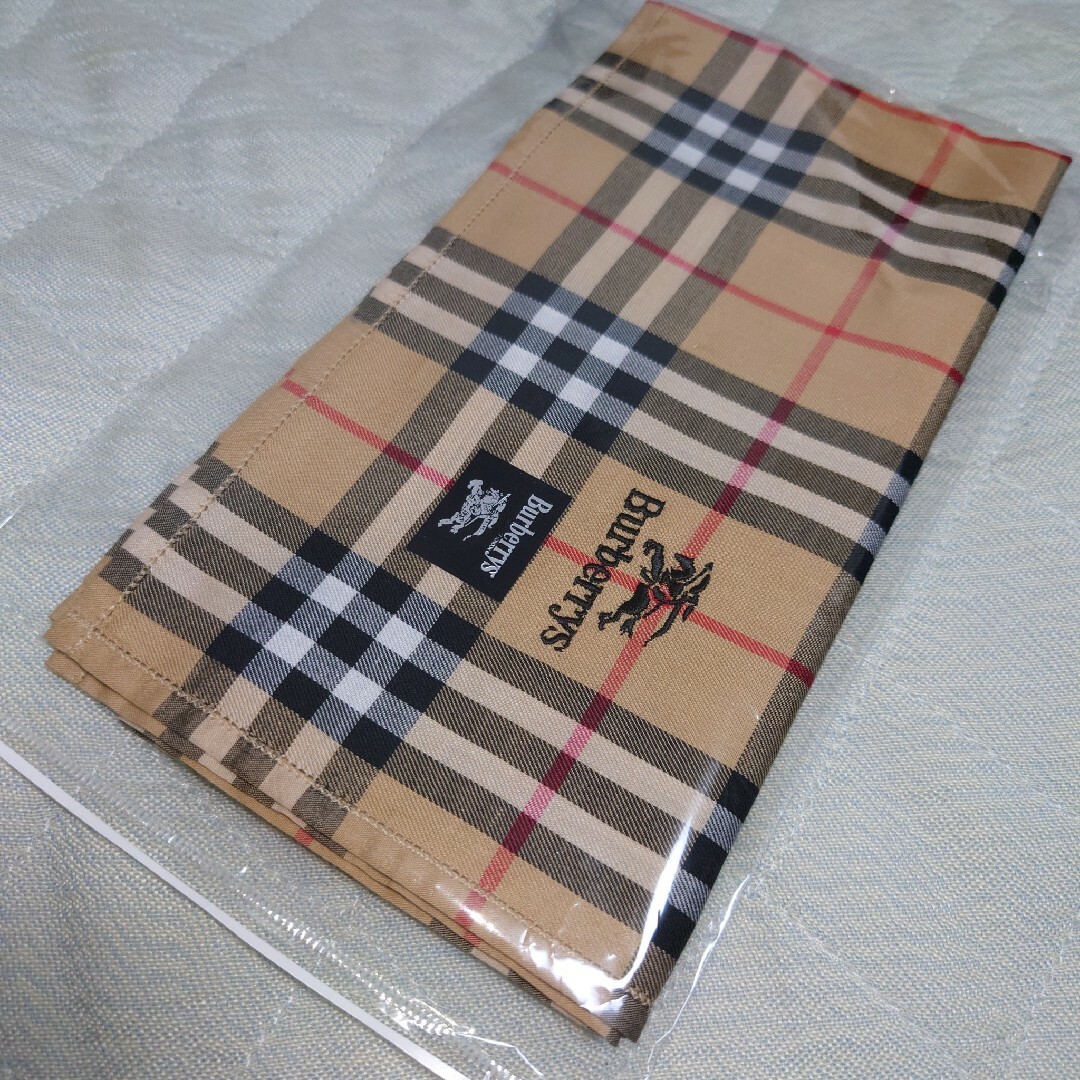 BURBERRY(バーバリー)のBURBERRY　ハンカチ　バーバリー メンズのファッション小物(ハンカチ/ポケットチーフ)の商品写真