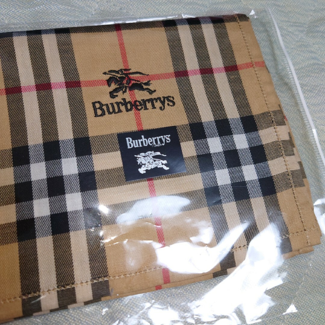 BURBERRY(バーバリー)のBURBERRY　ハンカチ　バーバリー メンズのファッション小物(ハンカチ/ポケットチーフ)の商品写真