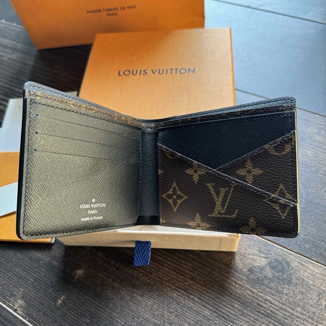 LOUIS VUITTON(ルイヴィトン)の美品 LOUIS VUITTON ポルトフォイユ ミュルティプル M69408 メンズのファッション小物(折り財布)の商品写真