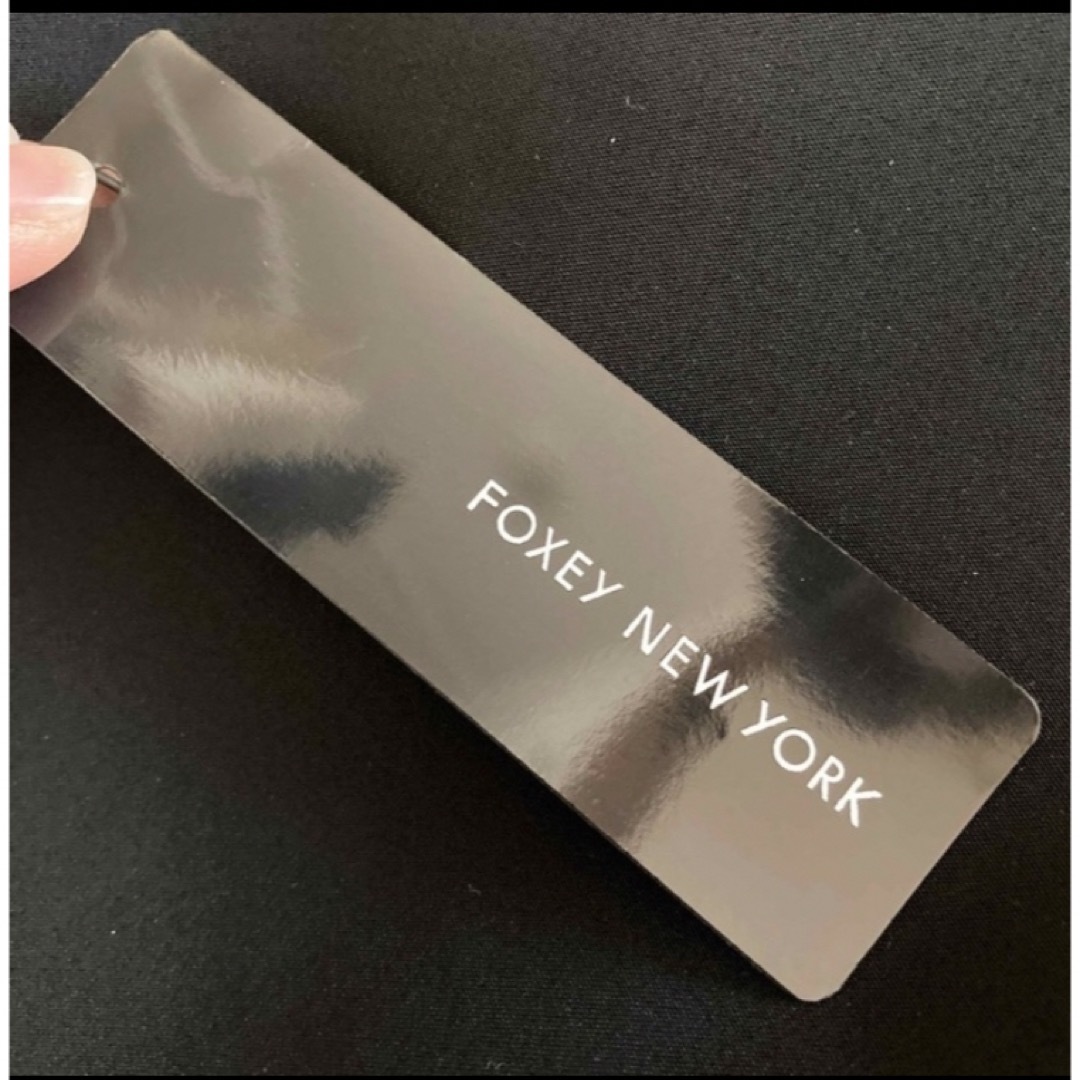 FOXEY NEW YORK(フォクシーニューヨーク)の極美品　フォクシー　ニューヨーク　バロンワンピース　ブラック　38 レディースのワンピース(ひざ丈ワンピース)の商品写真