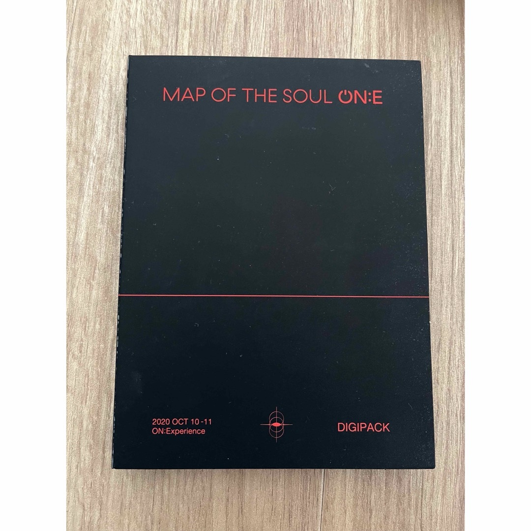 防弾少年団(BTS)(ボウダンショウネンダン)のBTS MAP OF THE SOUL ON:E Blu-rayトレカジョングク エンタメ/ホビーのDVD/ブルーレイ(韓国/アジア映画)の商品写真