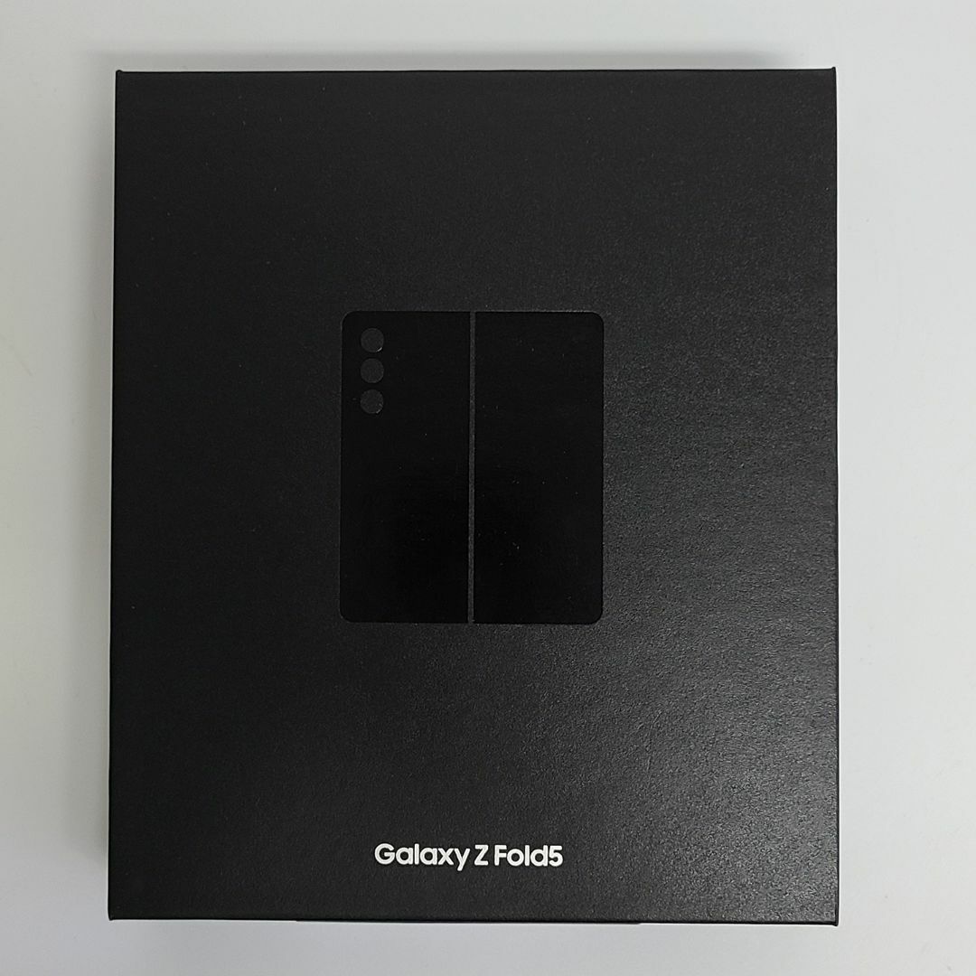 SAMSUNG(サムスン)のGalaxy Z Fold5 256GB ブラック SIMフリー スマホ/家電/カメラのスマートフォン/携帯電話(スマートフォン本体)の商品写真