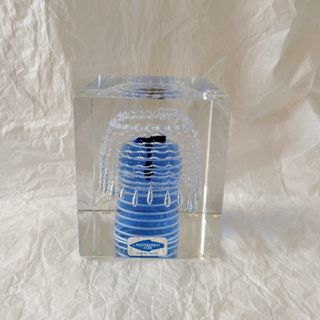 イッタラ(iittala)のAnnual Cube アニュアルキューブ 1993年(ガラス)