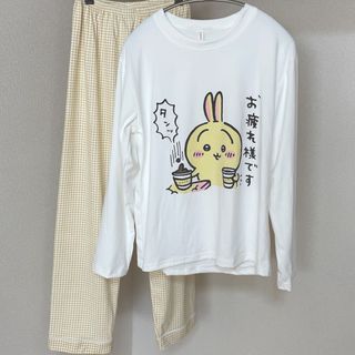 値下げ　ちいかわ　うさぎレディースパジャマ「お疲れ様です。」 M〜Lサイズ　新品(パジャマ)