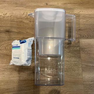 ブリタ　BRITA リクエリ　(浄水機)