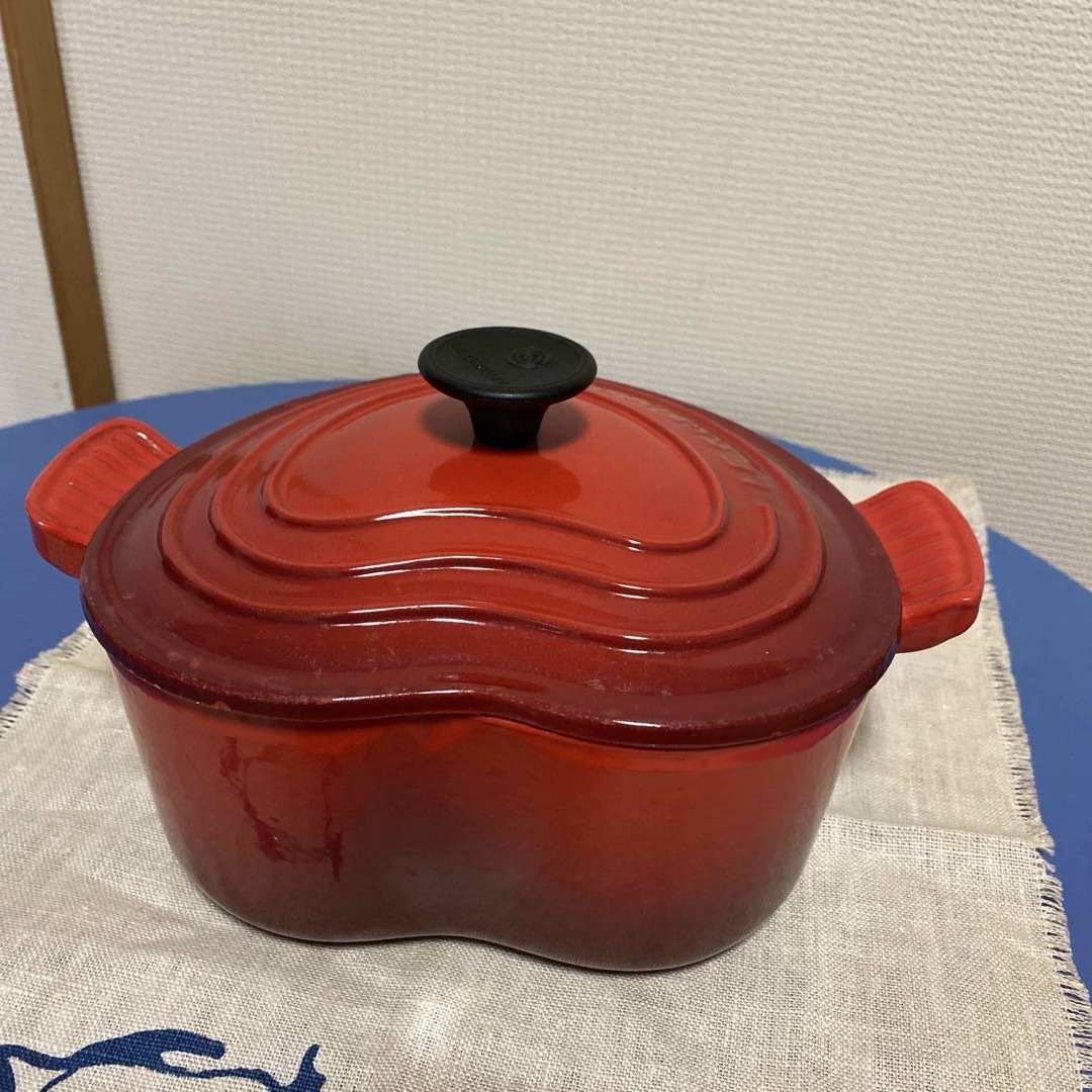 LE CREUSET - LE CREUSET ココットロンド 鋳物ホーロー鍋 チェリー