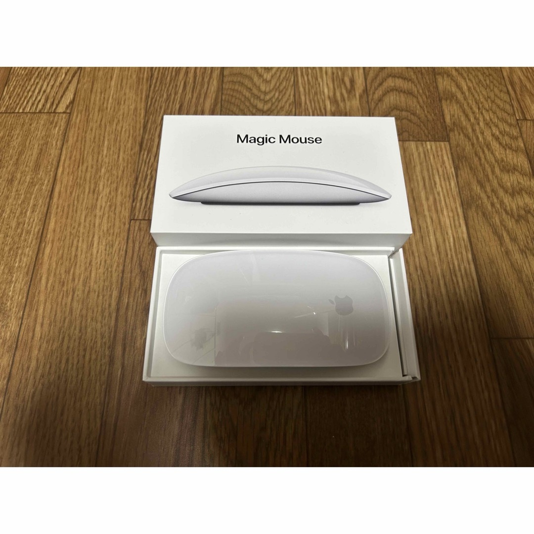 Apple(アップル)のApple Magic Mouse ホワイト　 スマホ/家電/カメラのPC/タブレット(PC周辺機器)の商品写真