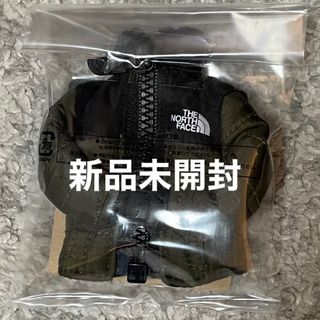 ザノースフェイス(THE NORTH FACE)のミニヌプシジャケット ニュートープグリーン （キーホルダー）未開封品(キーホルダー)