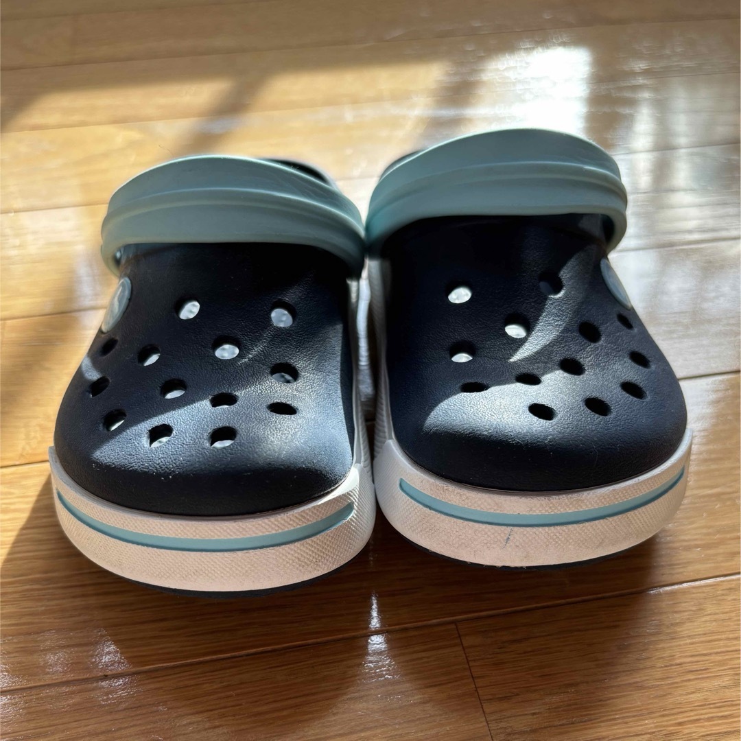 crocs(クロックス)の専用　クロックス＋半袖120 キッズ/ベビー/マタニティのキッズ靴/シューズ(15cm~)(サンダル)の商品写真