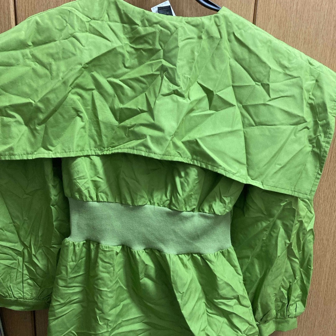 SHEIN(シーイン)のSHEIN 薄手緑ロングコート　150サイズ キッズ/ベビー/マタニティのキッズ服女の子用(90cm~)(コート)の商品写真